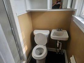 Building Photo - 511 S Lutterloh Ave