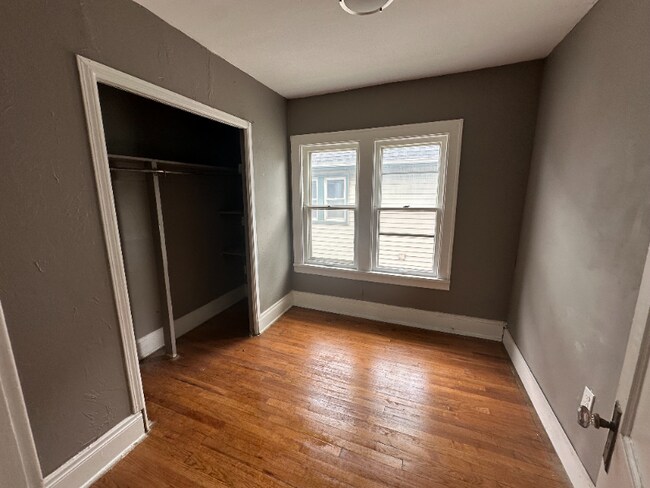 Building Photo - 4747 E 88th St