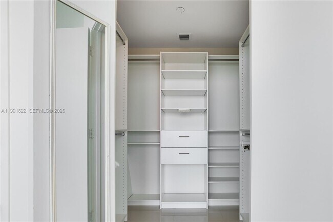 Building Photo - 888 Biscayne Blvd