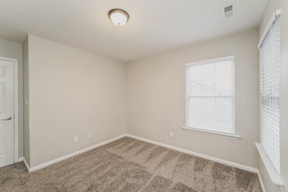 Building Photo - 10437 Gold Pan Rd