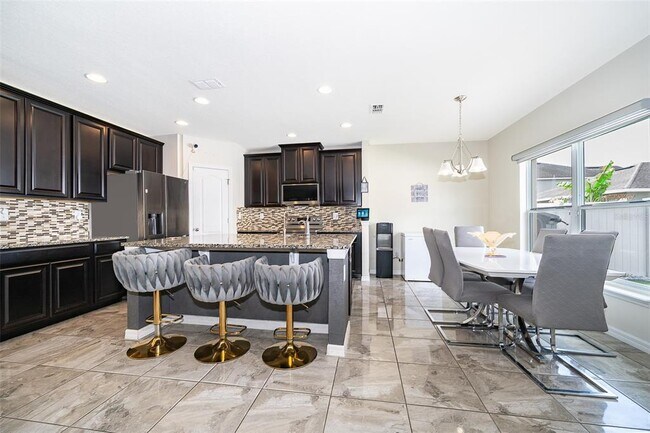 Building Photo - 3252 Toscana Dr