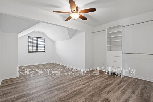 Building Photo - 1038 Egret Ln
