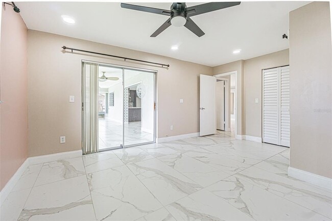 Building Photo - 8024 Las Cruces Ct