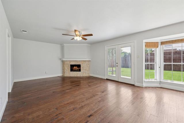 Building Photo - 2138 Stoneridge Dr