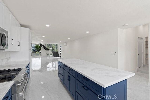 Building Photo - 1580 San Bernardino Pl