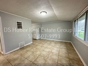 Building Photo - 2303 Fielding-