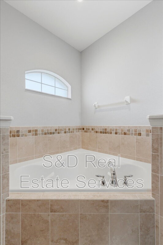 Building Photo - 3615 Peregrine Wy