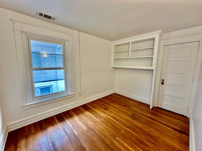 Building Photo - Cozy 3 bedroom home located in South Allentown, PA