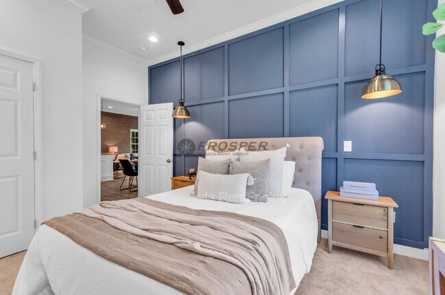 Building Photo - 44 4th Ave