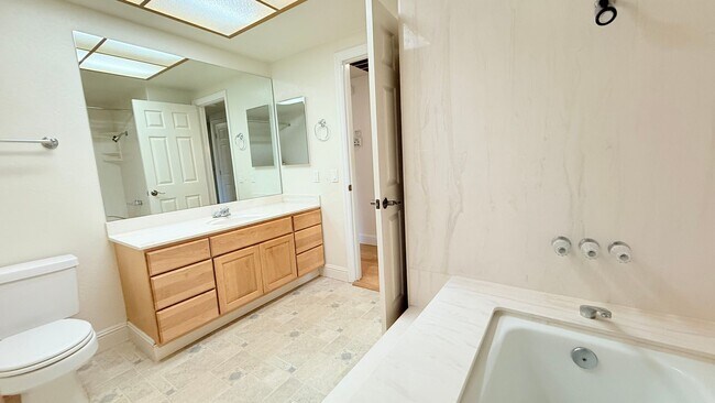 Building Photo - Charming and Move-in Ready, 4BD/2BA, Single-Story Home in Twin Creeks South Estates, San Ramon- A...