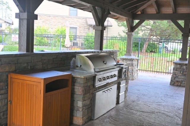 Building Photo - 6008 St Moritz Dr