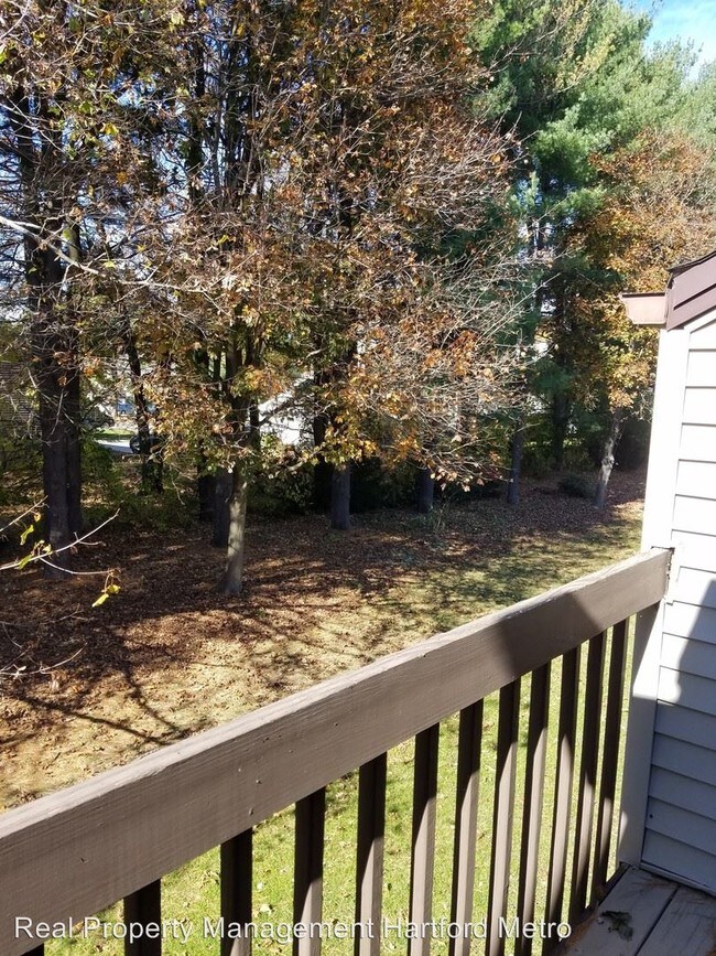 Building Photo - 2 br, 2 bath House - 711 Twin Circle Dr
