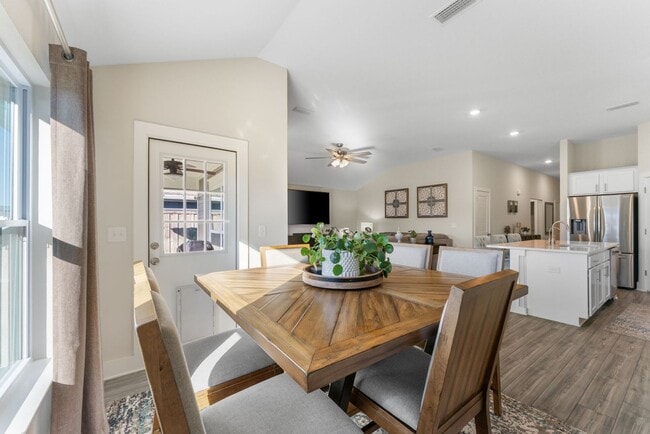 Building Photo - Beautiful Home Near Tyndall AFB