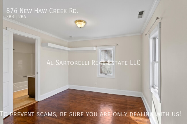 Building Photo - 876 New Haw Creek Rd