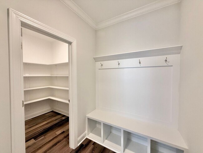 Building Photo - Remodeled 4BD, 3BA Wake Forest Home with L...
