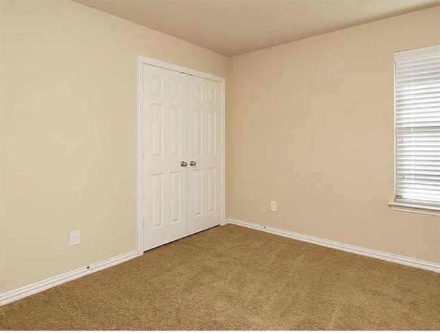 Building Photo - 1516 Grassy View Dr