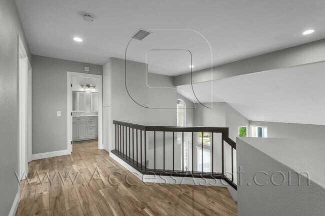 Building Photo - 25448 Lavender Cir