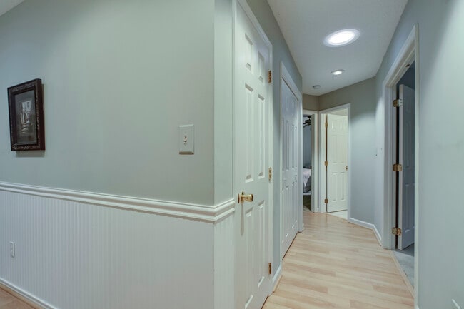 Building Photo - 260 Chuniloti Way