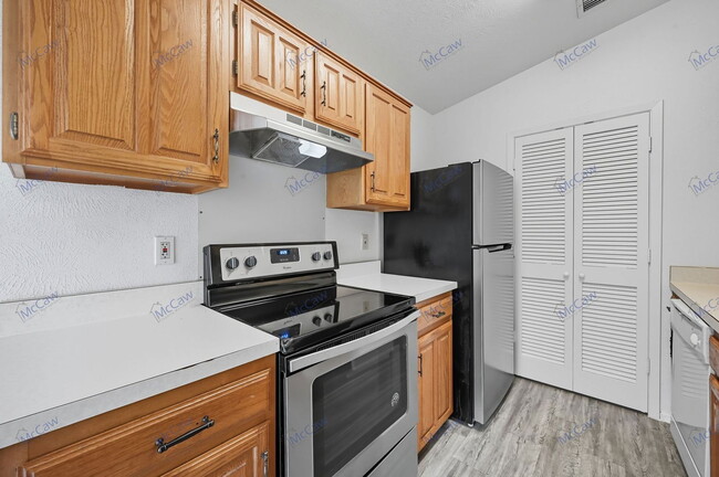 Building Photo - 1429 Brook Meadow Cir