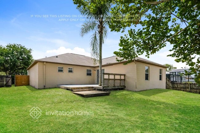 Building Photo - 1755 McFarlane Ave