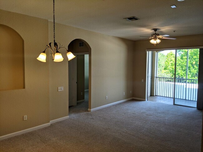 Building Photo - Ventura at Stonebridge Commons – 3 Bedroom...