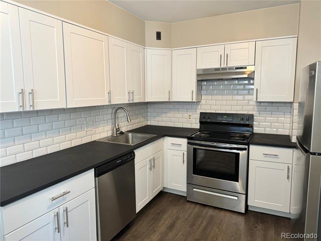 Building Photo - 4029 Upham St