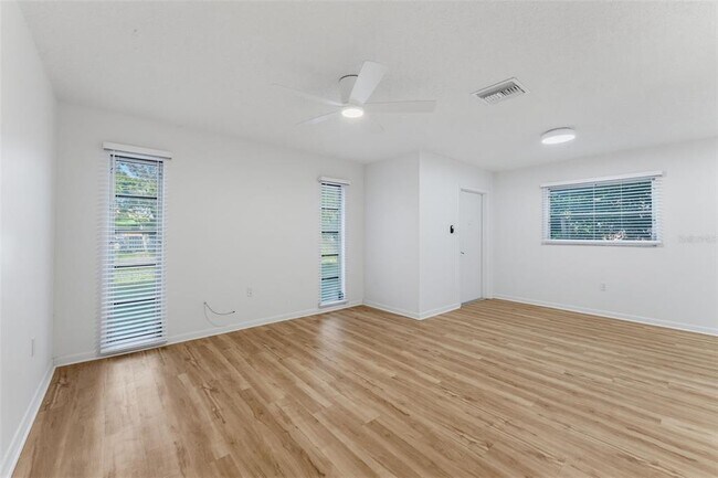 Building Photo - 1714 53rd St S