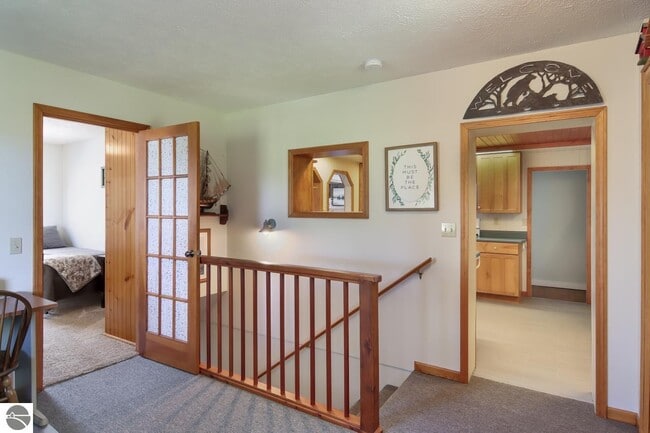 Building Photo - 7079 Hawley Rd