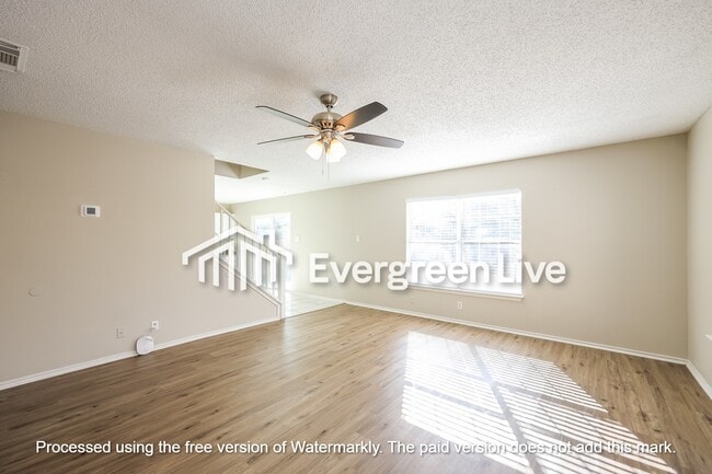 Building Photo - 6015 Encanto Point Dr