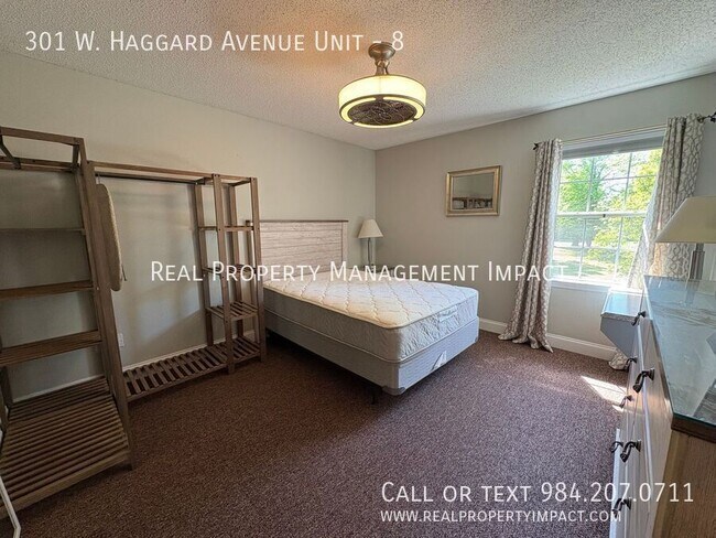 Building Photo - 301 W Haggard Ave