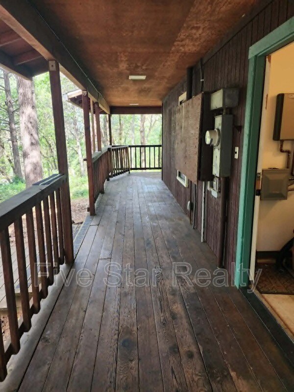 Building Photo - 12896 Rices Crossing Rd