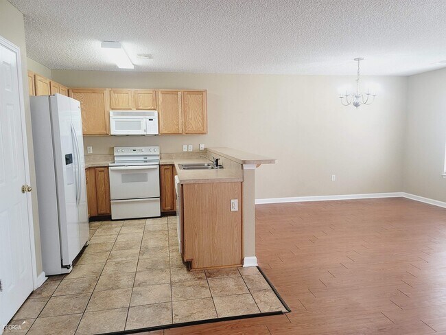 Building Photo - 6007 Towne Pk E Dr