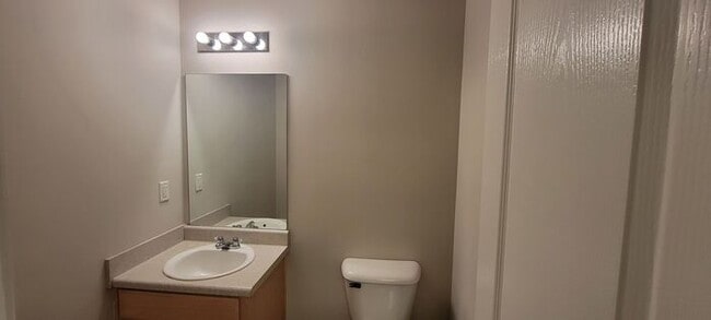 Building Photo - COMING SOON: Renovated 3BR 2BA Home w/ 2-Car Garage • Open-Concept Kitchen in Griffin