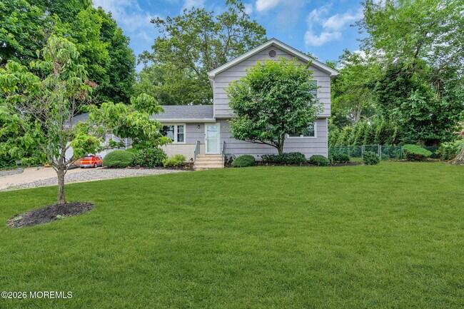 Building Photo - 485 Freehold St