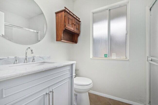 Building Photo - 14022 Whispering Lake Dr