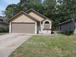 Building Photo - 8710 Pinevalley Ln