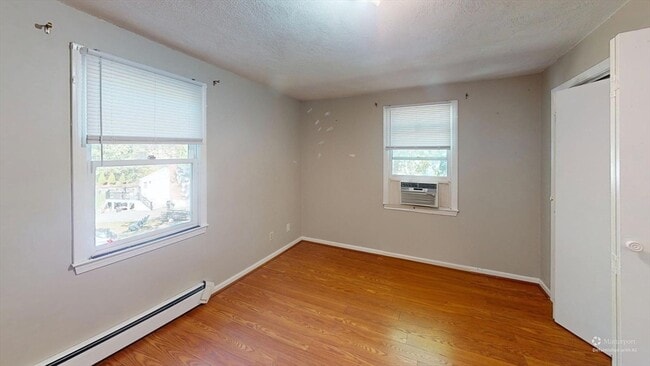 Building Photo - 18 Cranston Cir