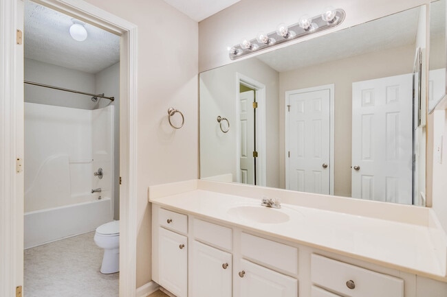 Building Photo - 945 Brushy Creek Ct