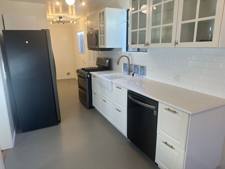 Building Photo - 3310 W Chandler Blvd