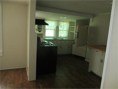 Building Photo - 203 S Cravens St