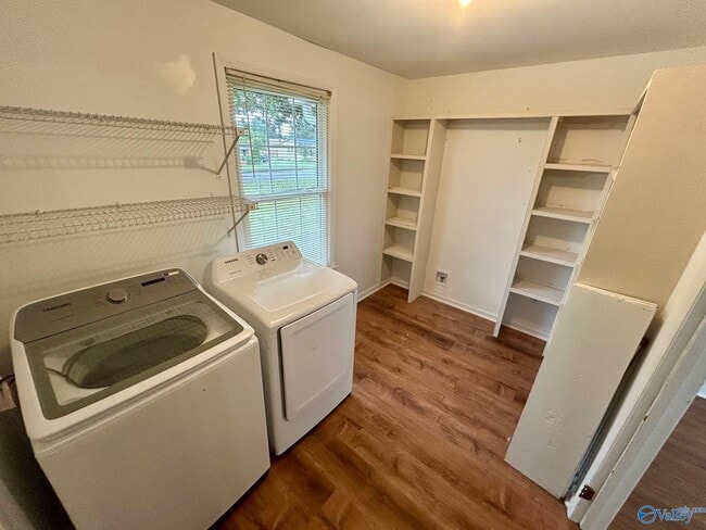 Building Photo - 5623 Alta Dena St SW