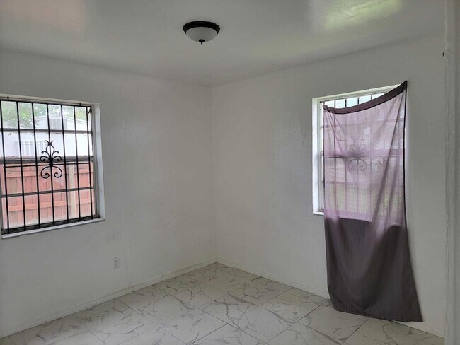 Building Photo - 2971 NW 160th St