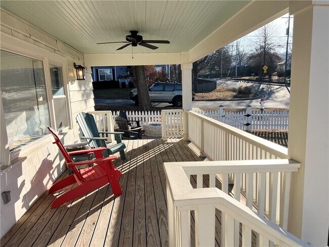 Building Photo - 436 E Prospect St