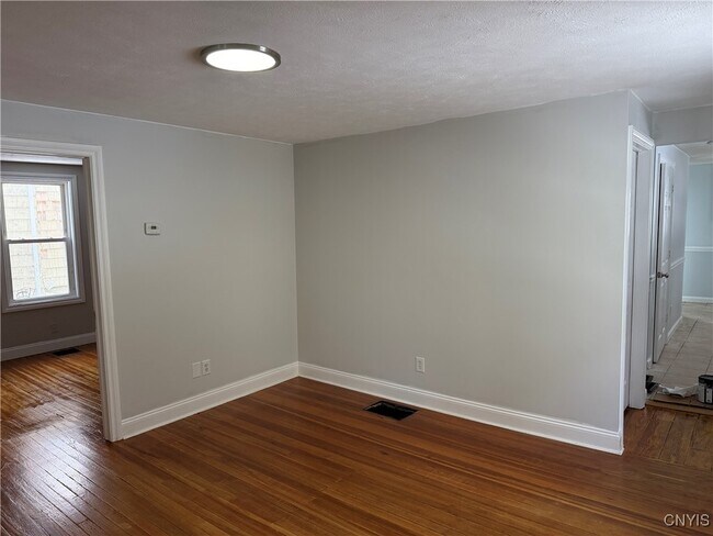 Building Photo - 215 James St