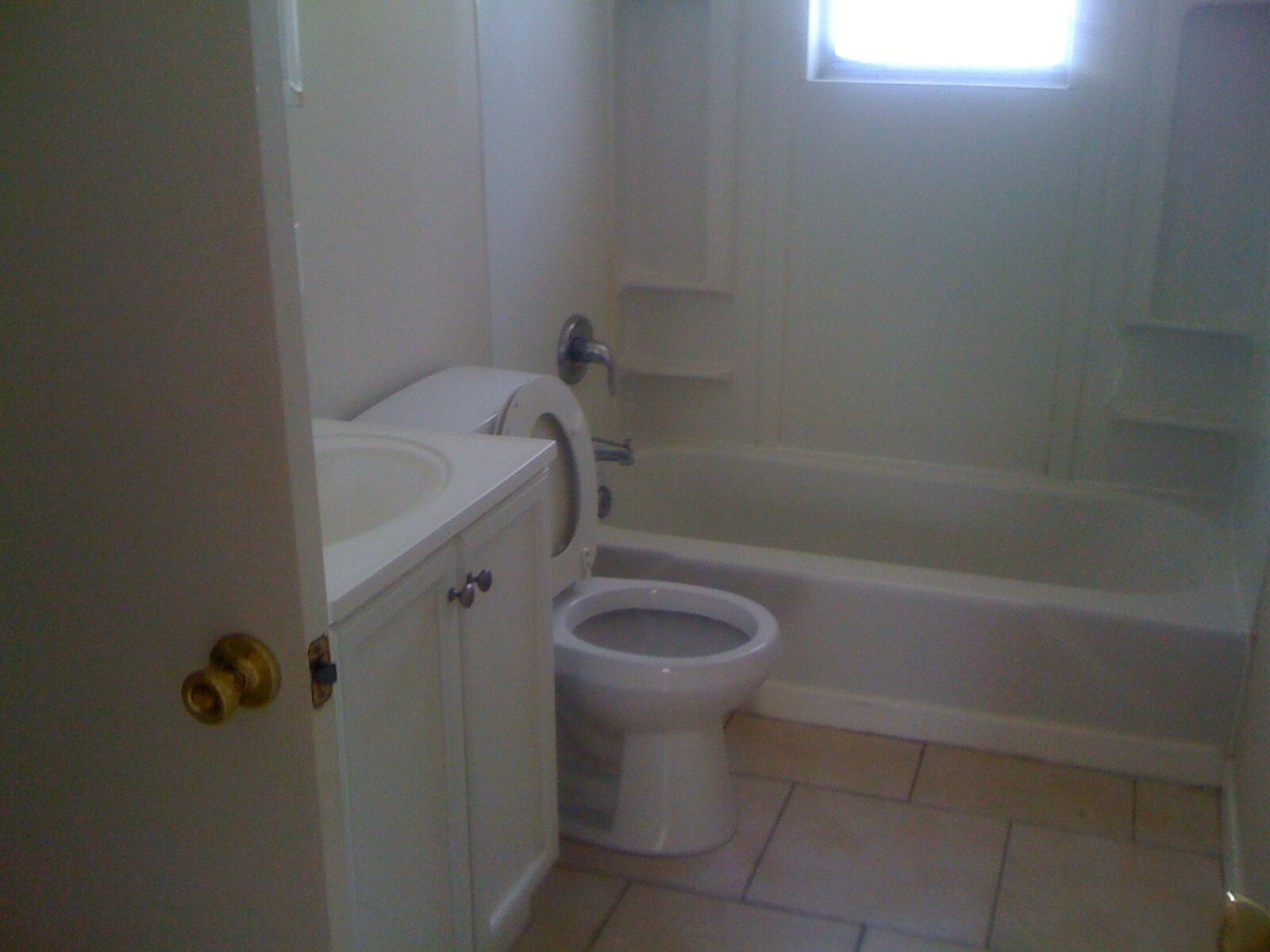 Building Photo - 2350 Lyndell Dr