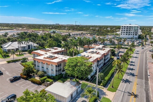 Building Photo - 1100 Gulf Shore Blvd N
