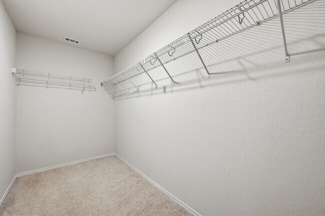 Building Photo - 553 Autumn Blaze