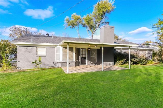 Building Photo - 2125 Rockmoor Dr