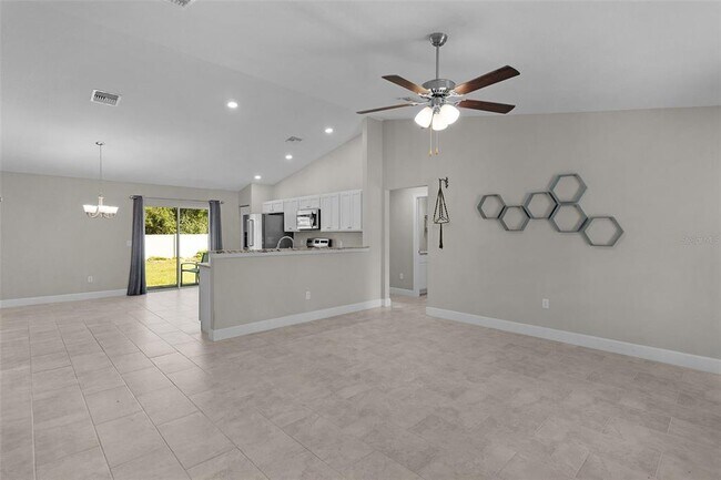 Building Photo - 501 Marion Oaks Golf Rd