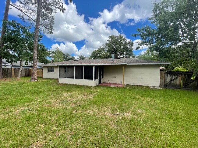 Building Photo - 2 bedroom 2 bath in Northwood Pines